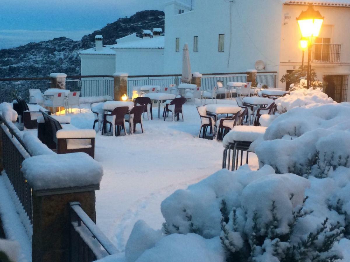 Gasthaus Navazos Benaocaz Exterior foto